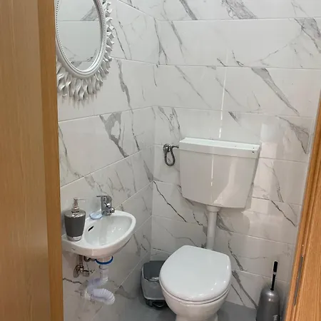 Casa Avo Velha Duplex - Faneca 나자레